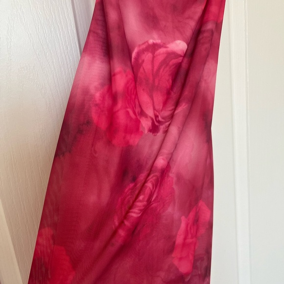 SHEIN Floral Dress - Picture 4 of 8